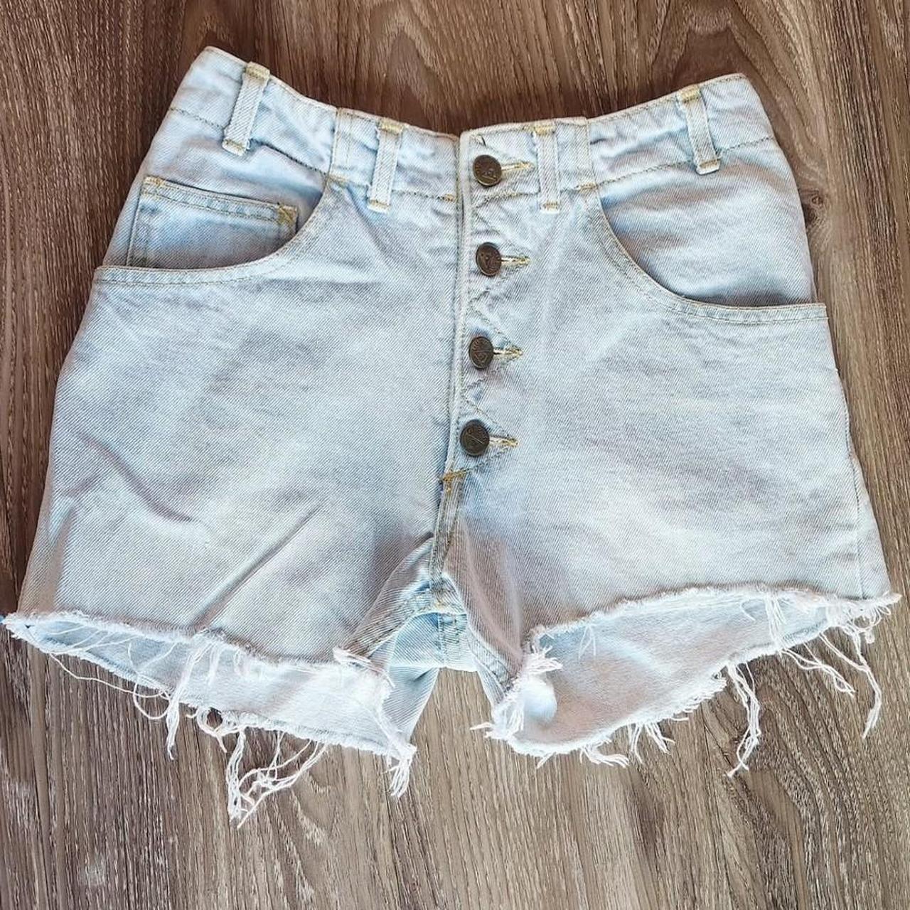 item listed by flawlesspunk