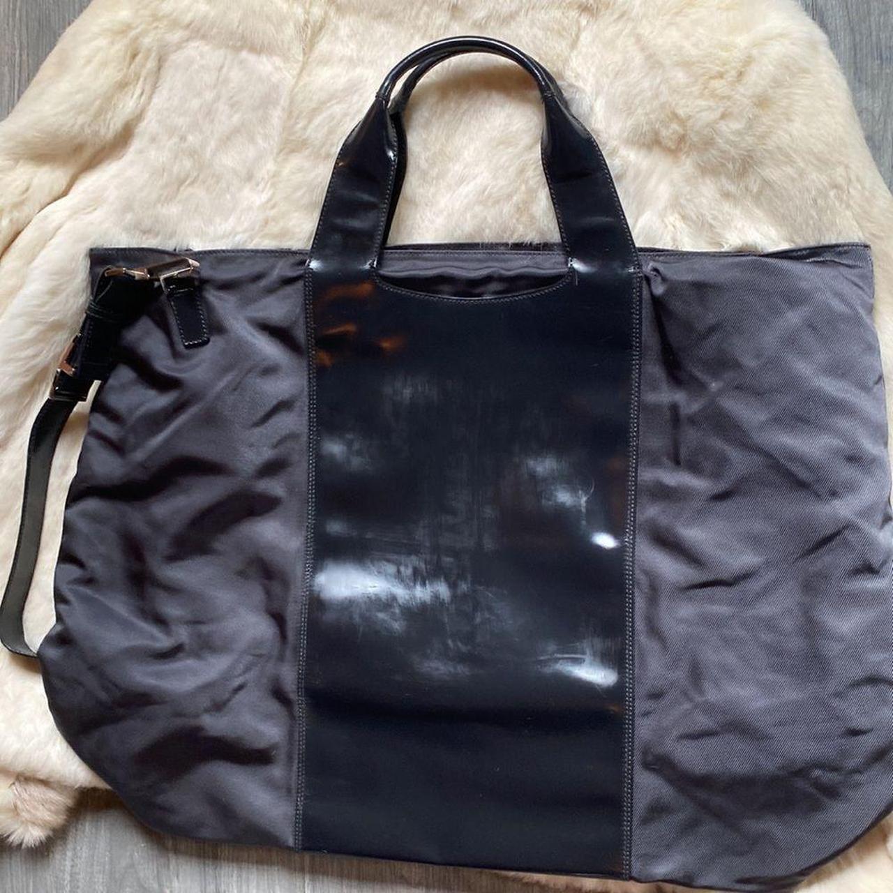 Gucci Women's Grey and Black Bag (2)