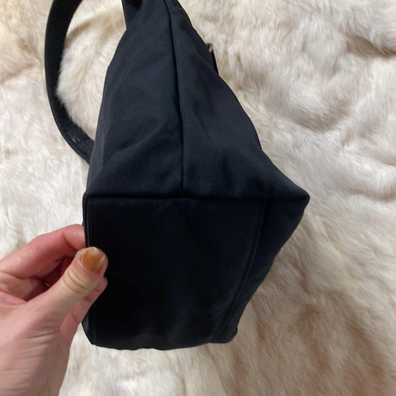 Gucci Women's Silver and Black Bag (4)
