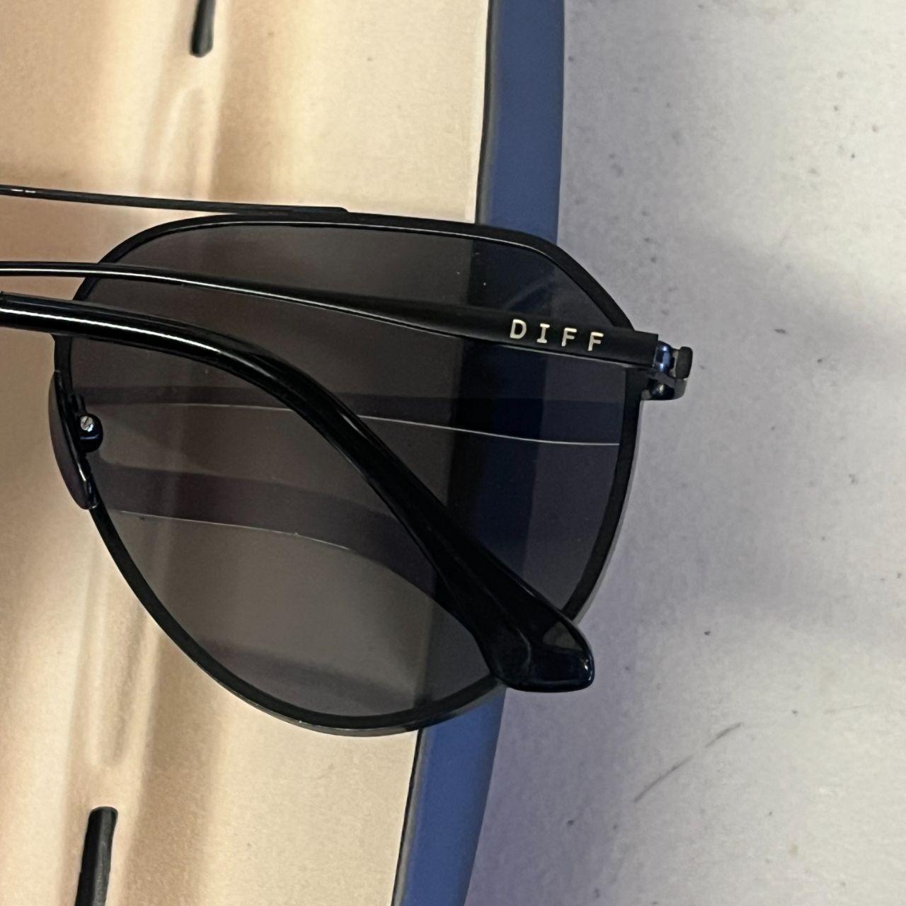 DIFF Men's Aviator Sunglasses - Black – DIFF Geom… - image 2