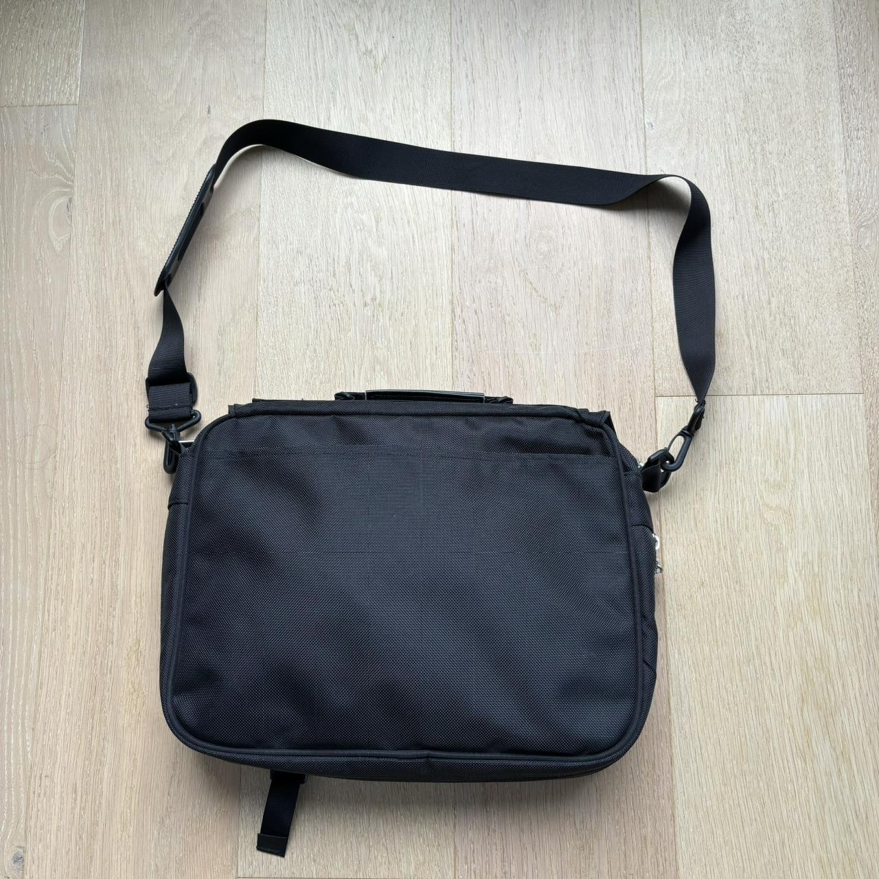 Kathmandu laptop side bag No noticeable flaws... - Depop