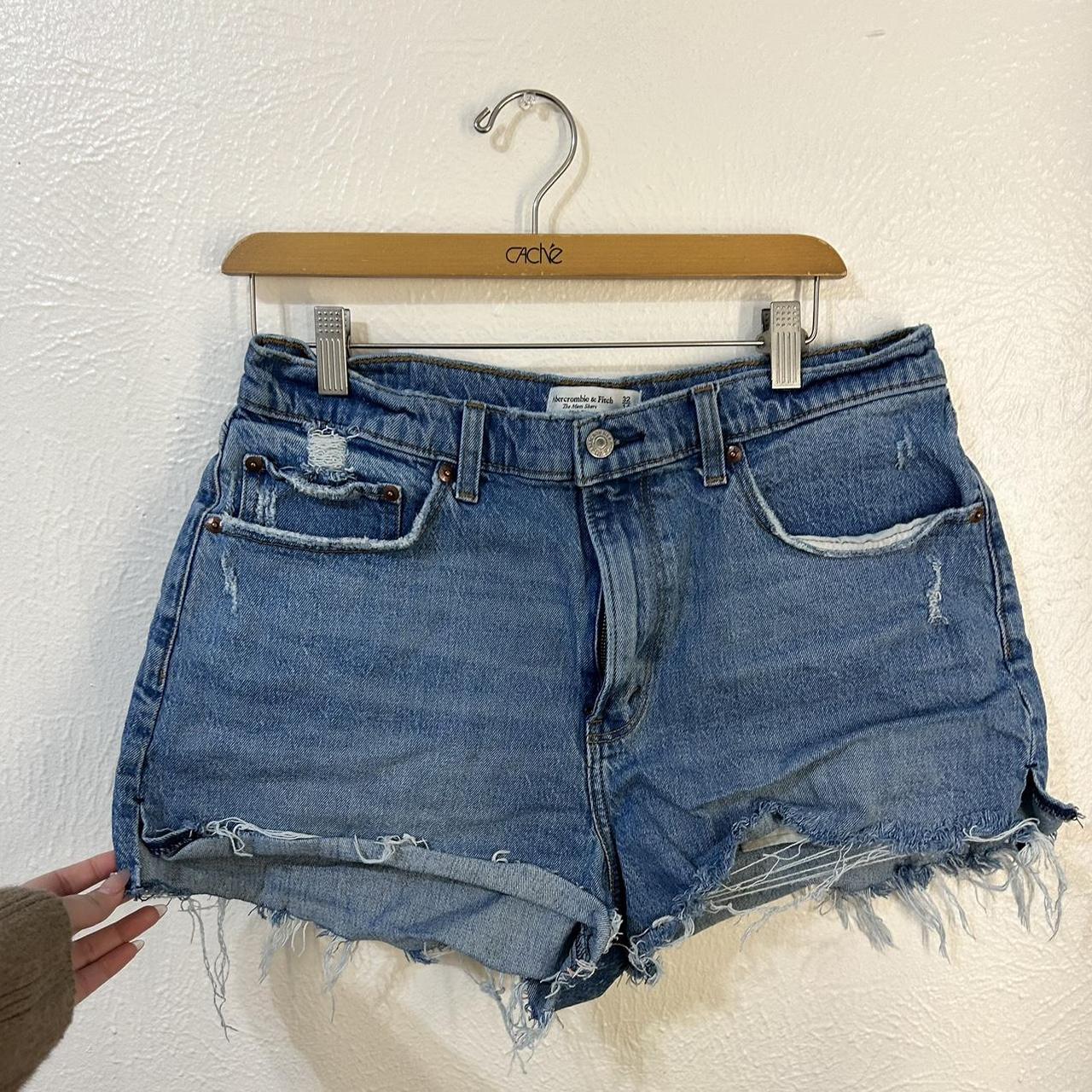 Abercrombie & Fitch Women's Shorts Depop