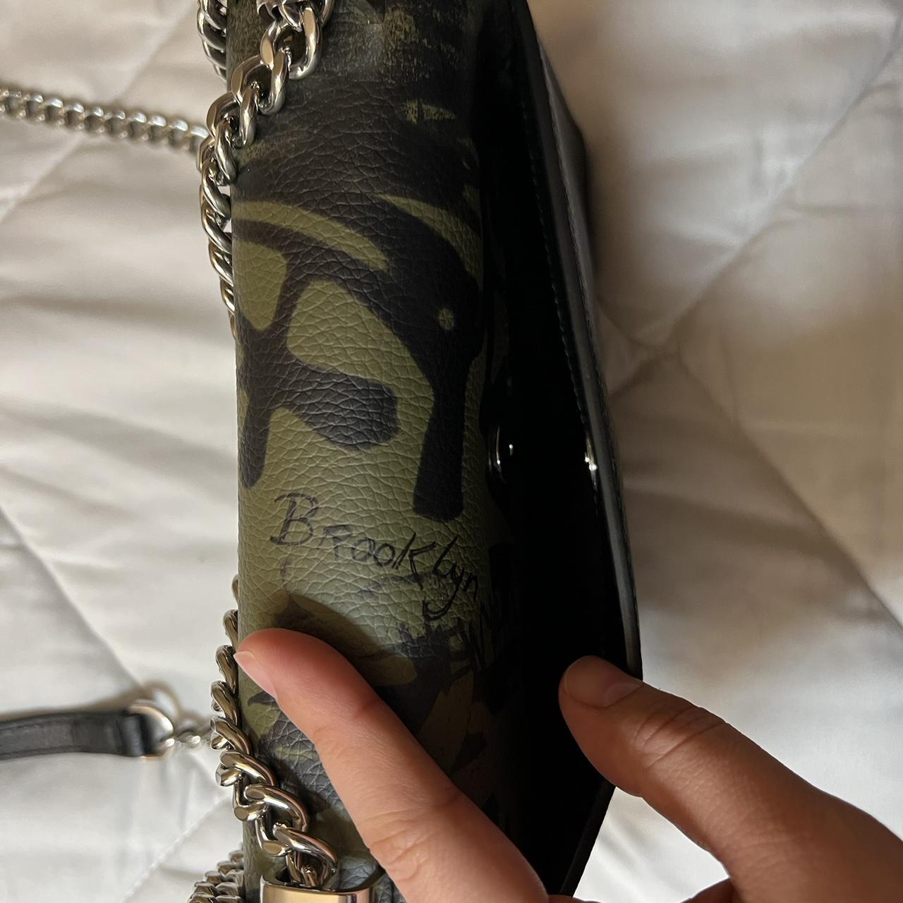 DKNY Women's Black and Green Bag (4)