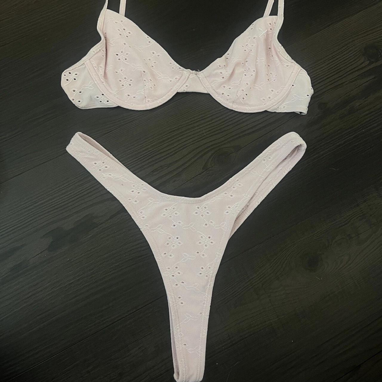 item listed by fashionloverxoxoo