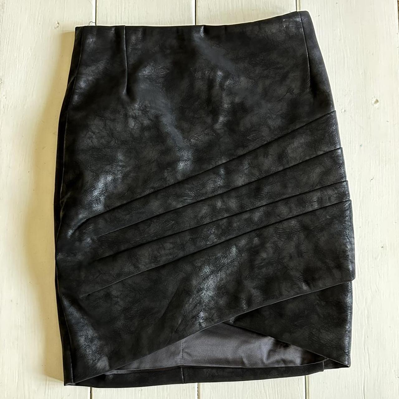 Faux leather skirt clearance guess