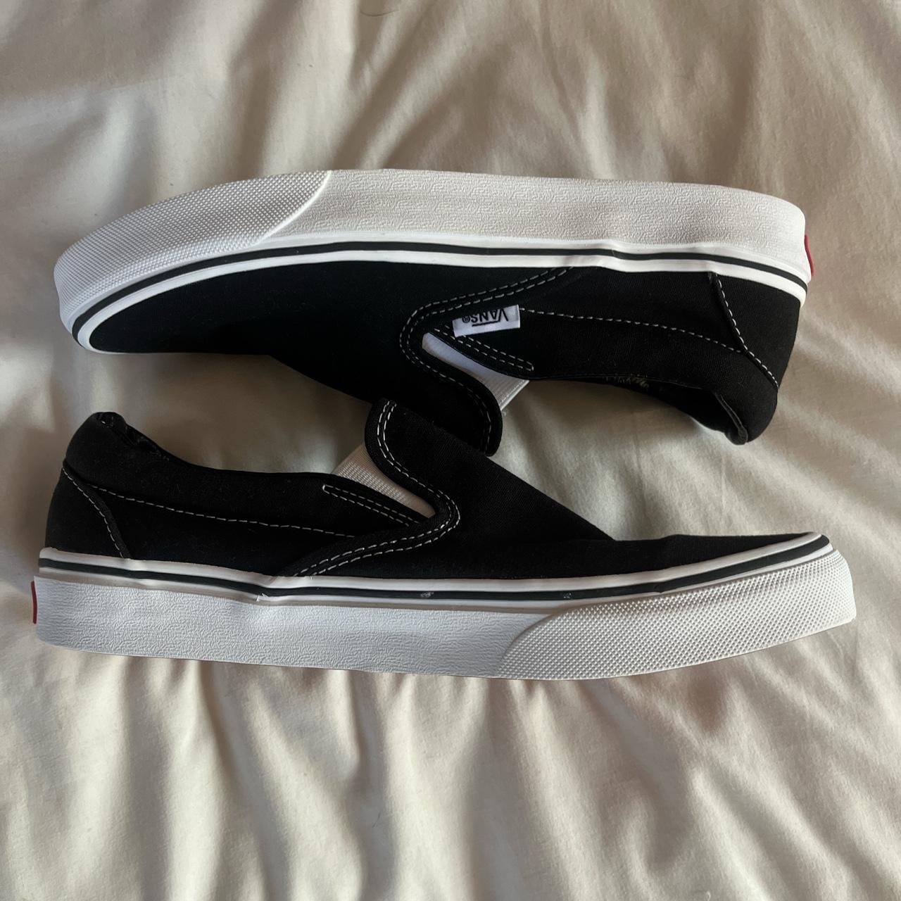low top nikes that look like vans