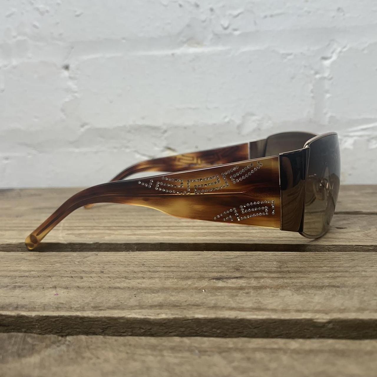 【美品】 VERSACE MOD.2006 サングラス HYDE着用モデルY2K 美品】 VERSACE MOD.2006 サングラス HYDE着用モデルY2K 美品