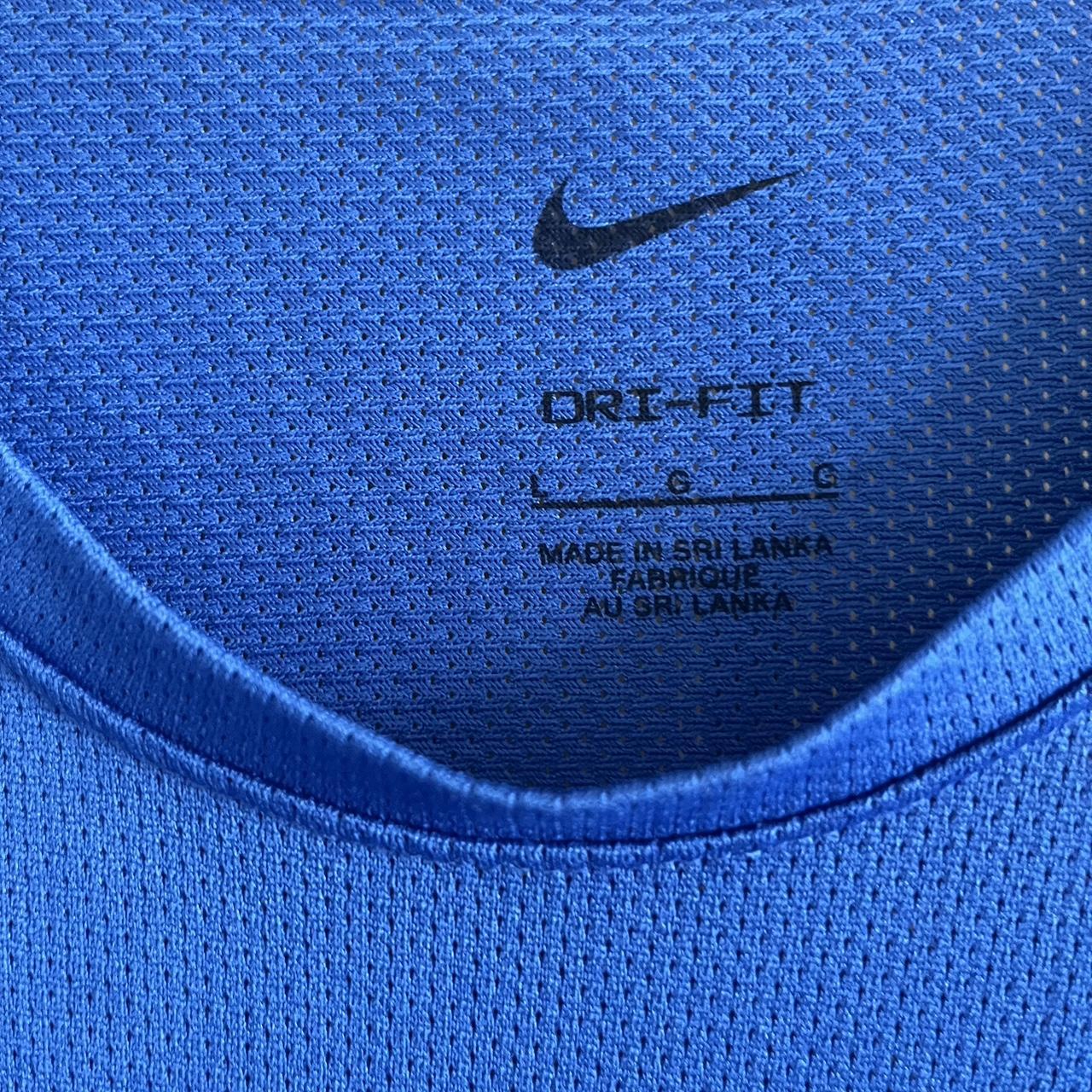 Nike running dry fit Size large Perfect condition - Depop