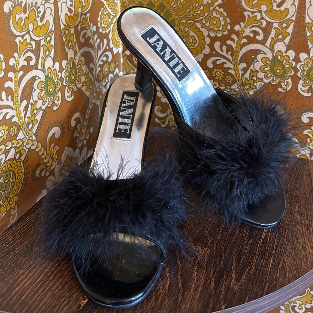 1990s Feather Boa Kitten Heels 🐈‍⬛ Such a cute Depop