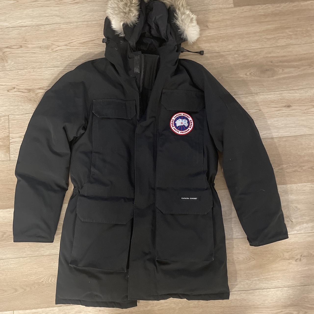 Canada Goose Men's Black Jacket | Depop