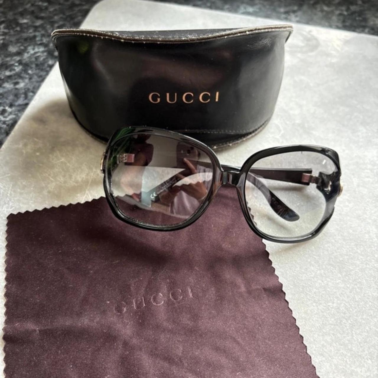 Black Gucci Sunglasses w/ outlet original case