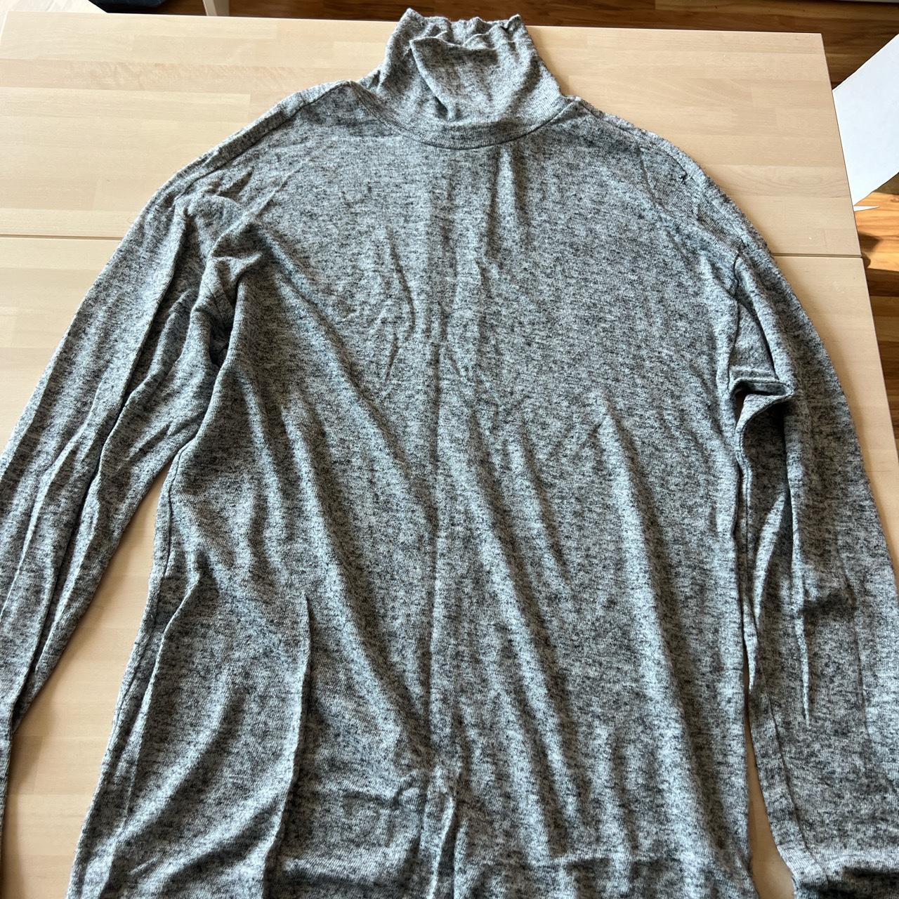 Men’s grey turtleneck by Represent - Depop