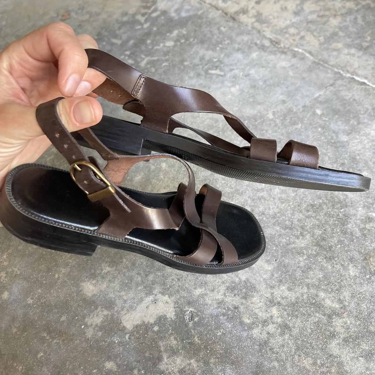 Vintage aigner online sandals