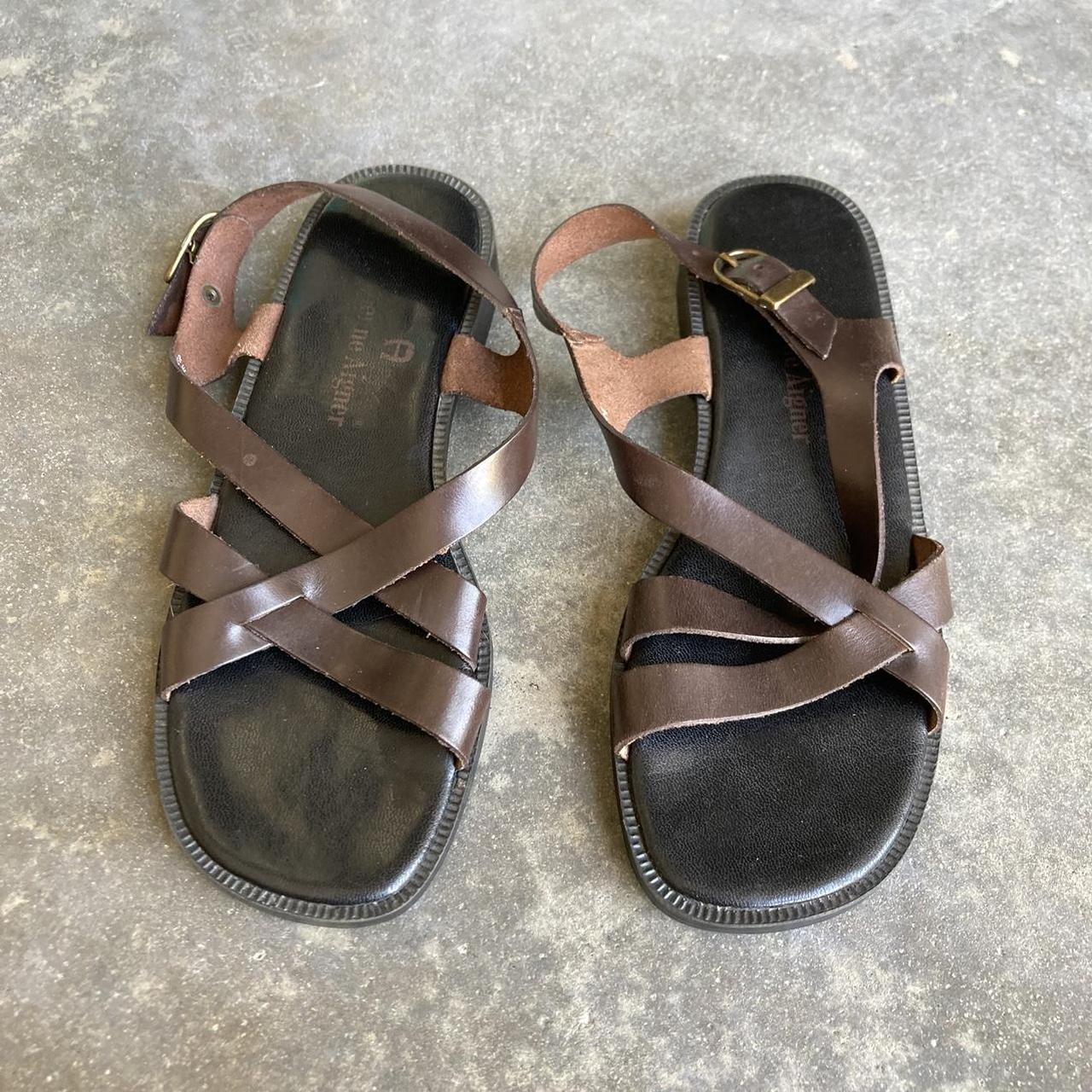 90s BROWN LEATHER SANDALS Perfect 90s vintage flat Depop