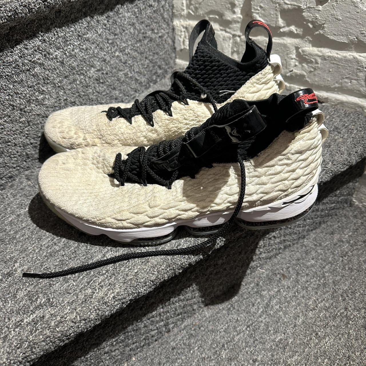 Lebron 15 ghost philippines best sale