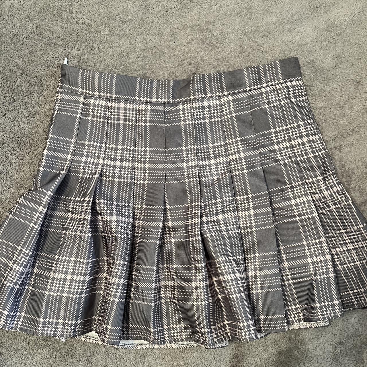 gray and blush pink pleated skirt (L) fits medium... - Depop