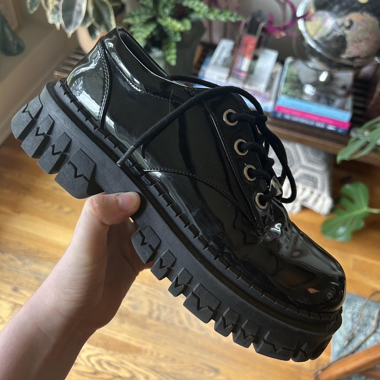 Delia's Women's Black Oxfords | Depop