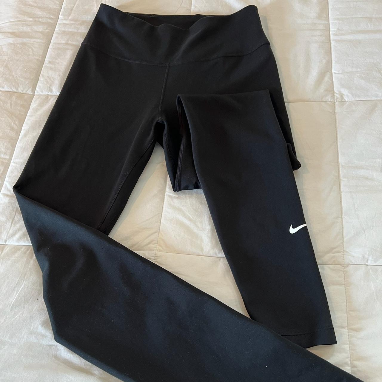 womens black leggings nike