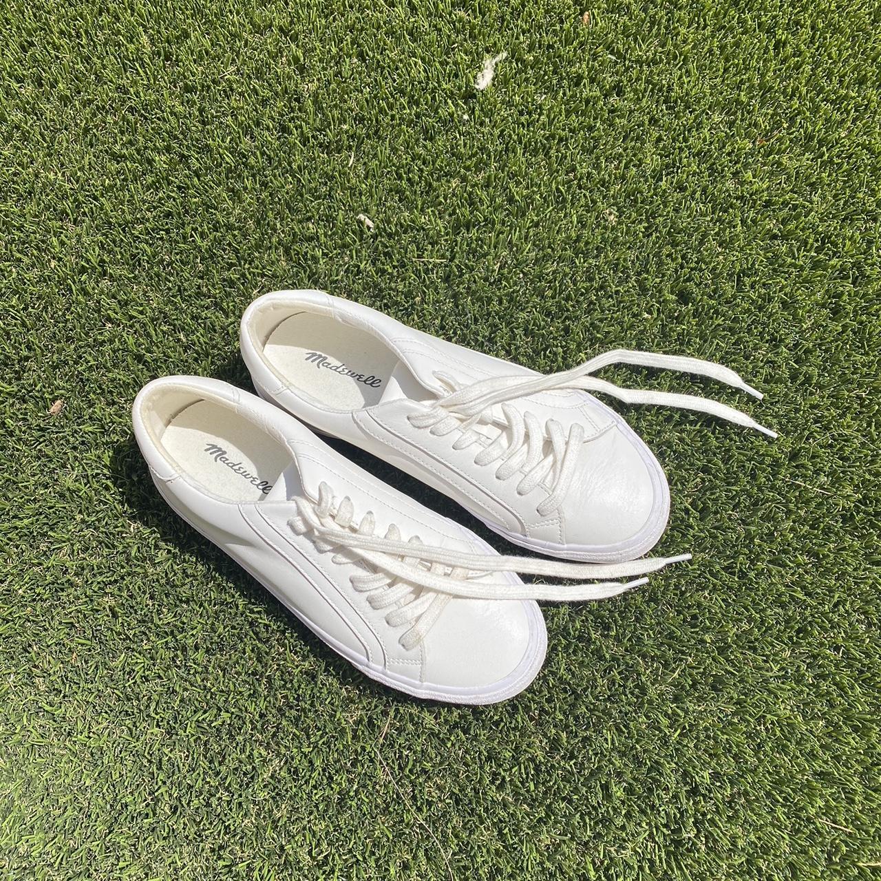 Sidewalk low top sneakers by Madewell Depop