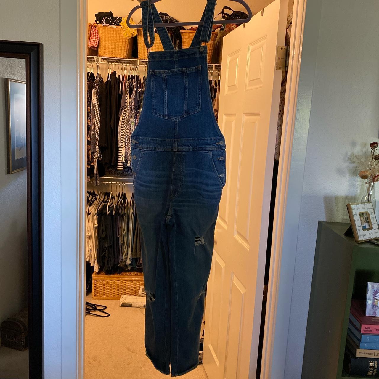 Brand new old navy overalls, worn once, distressed... - Depop