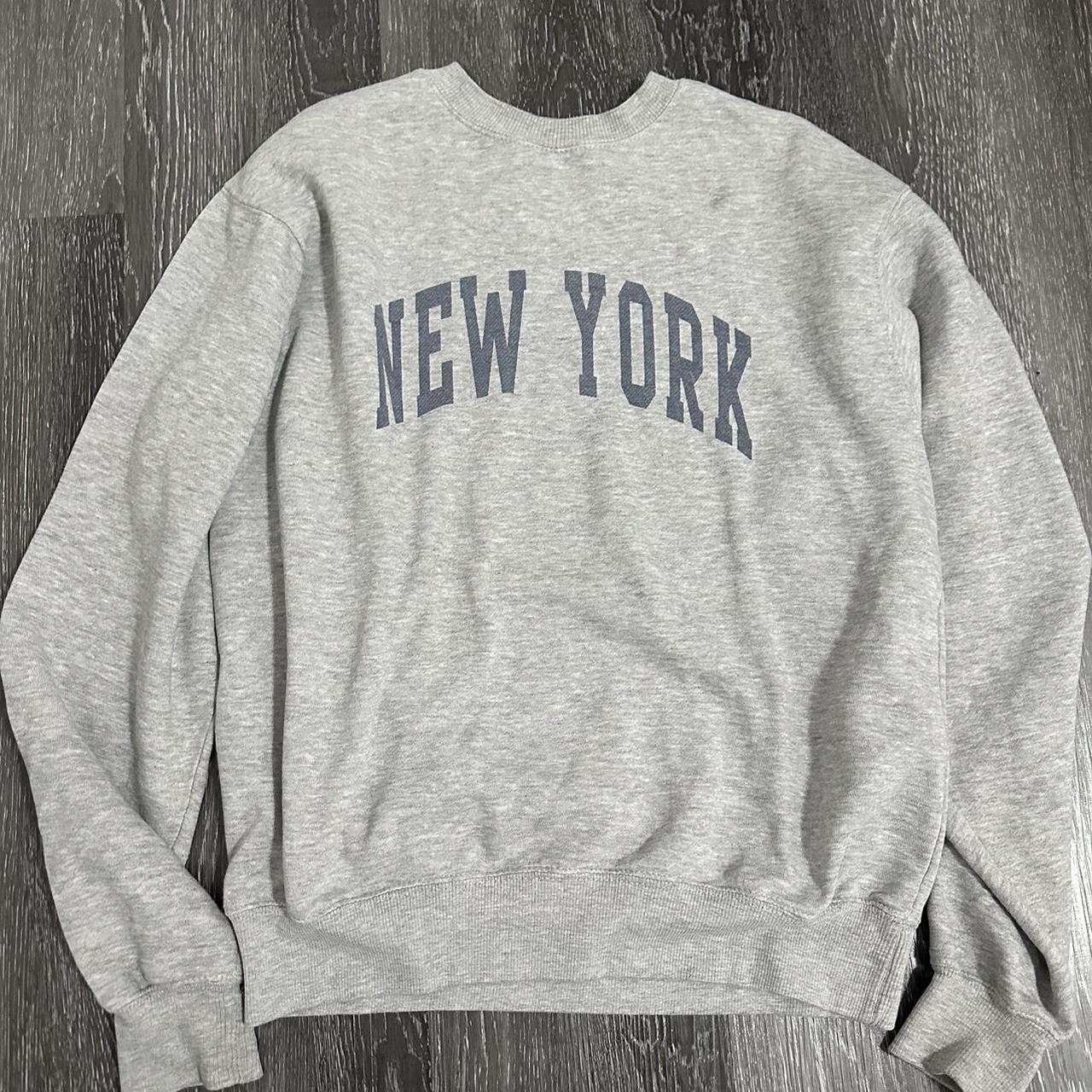 Brandy Melville, John Galt grey New york crew