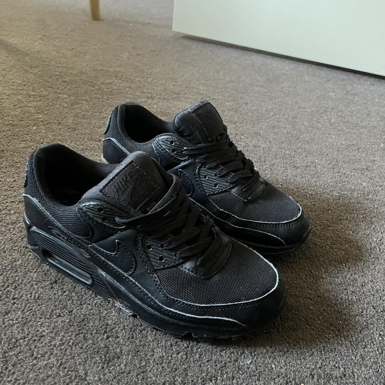 2019 black air max