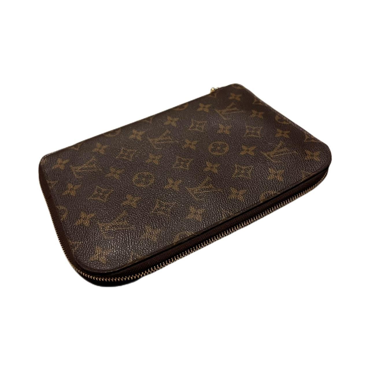 Louis Vuitton mini agenda binder with credit card - Depop