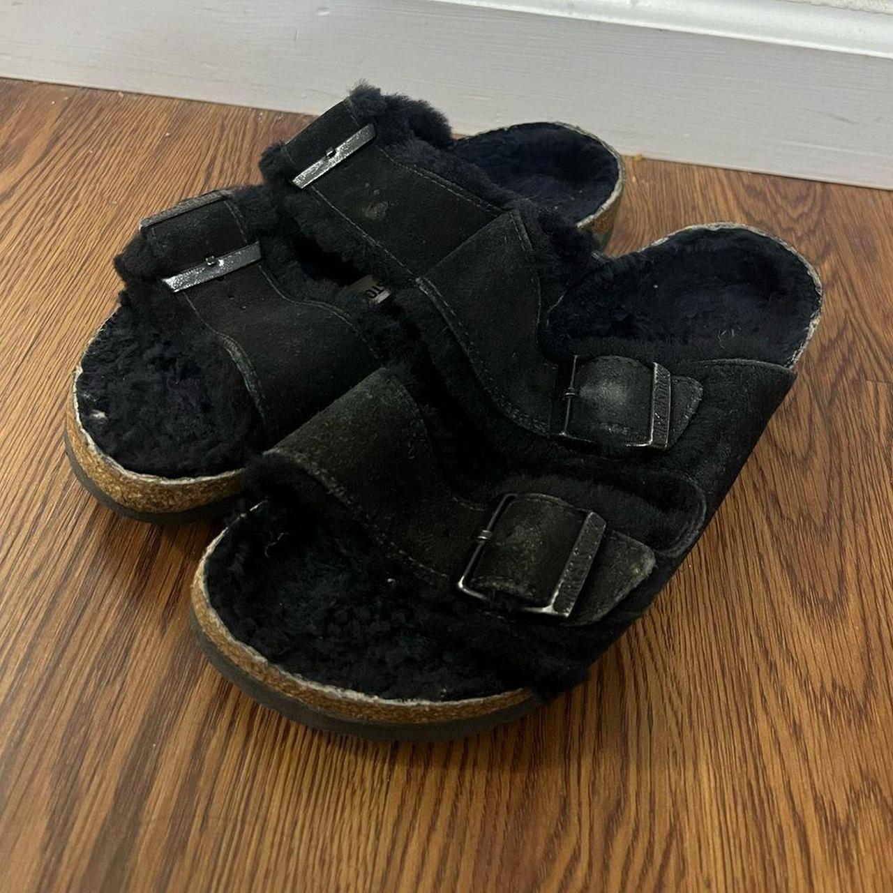 Birkenstock arizona shearling sandal us womens 9/ - Depop