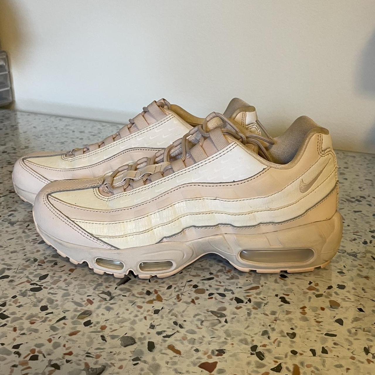 Nike air max hot sale 95 womens cream