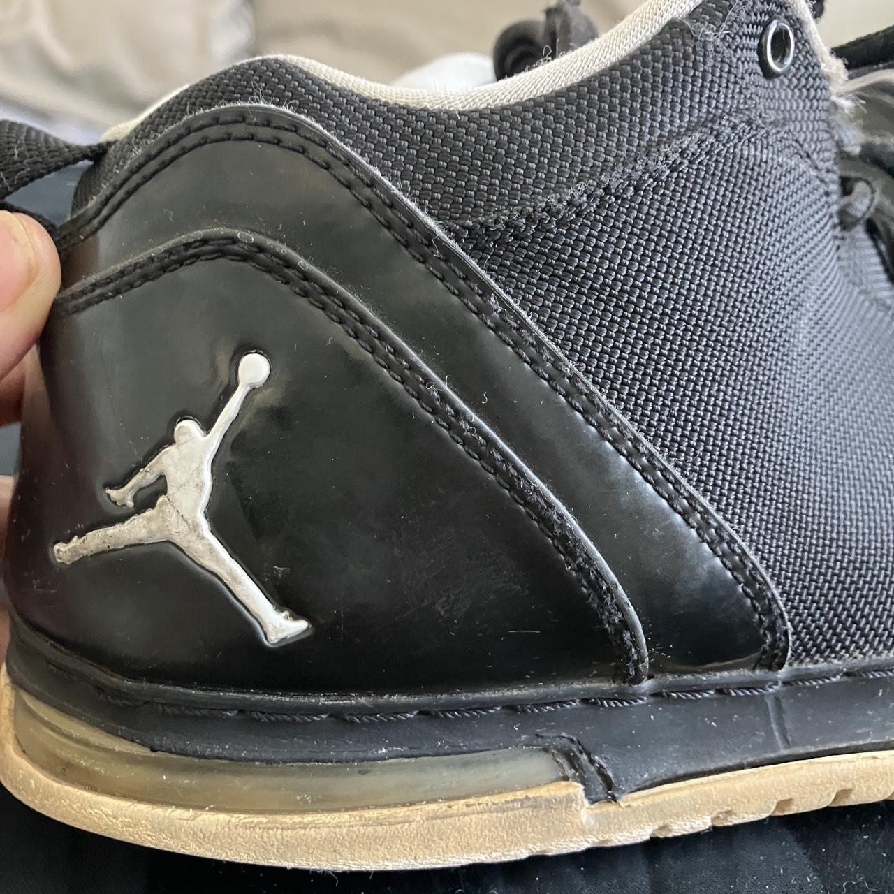 jd black and white jordans