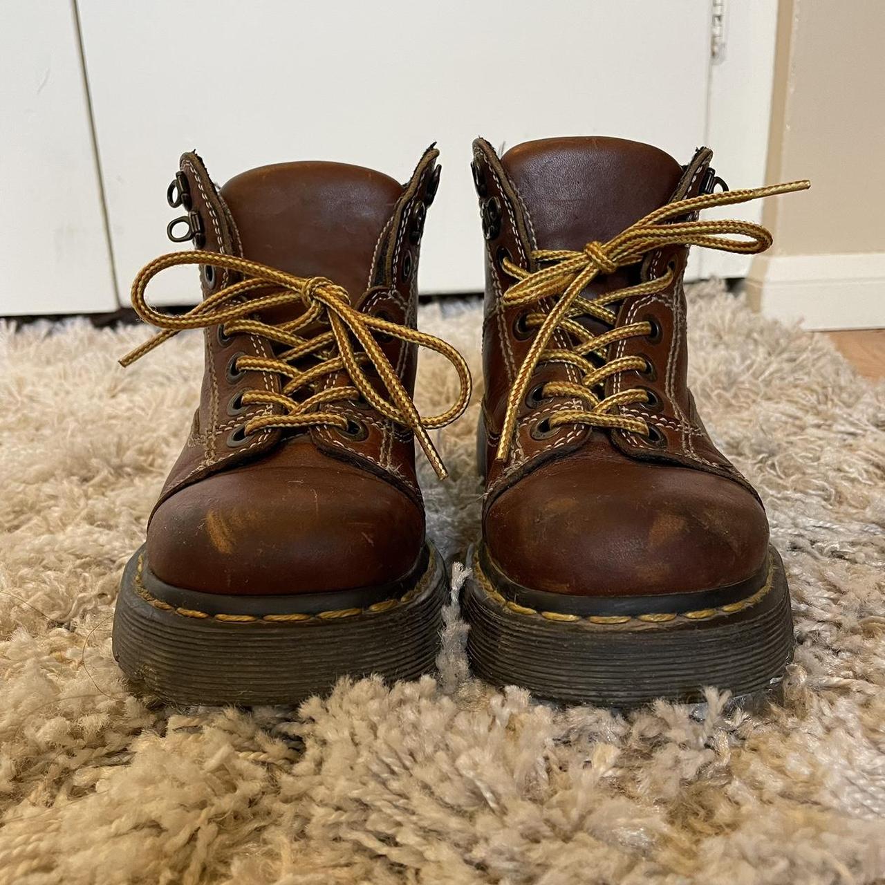 dm boots size 4