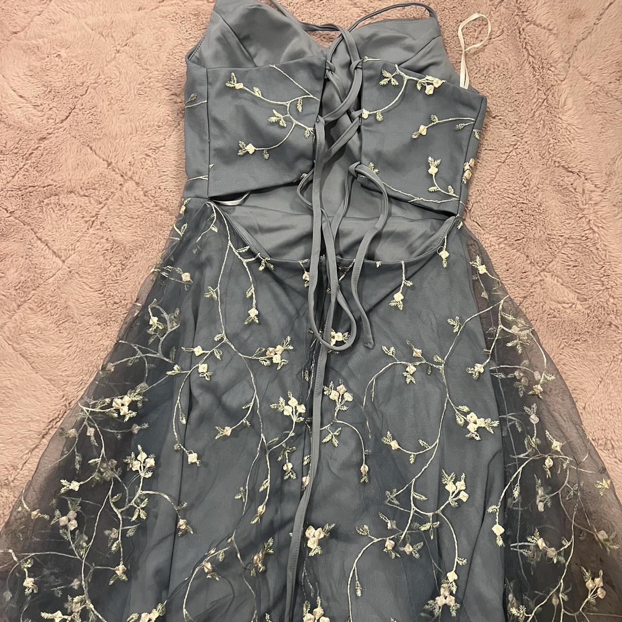 "mgiacy" blue dress, never worn, fits small/medium Depop