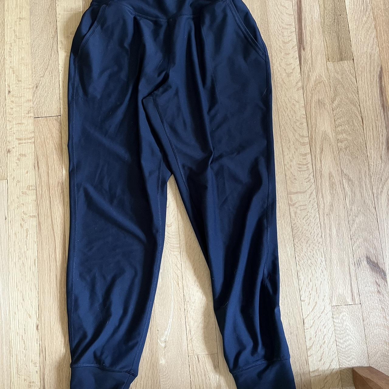 old navy high rise navy blue jogger womens size small - Depop