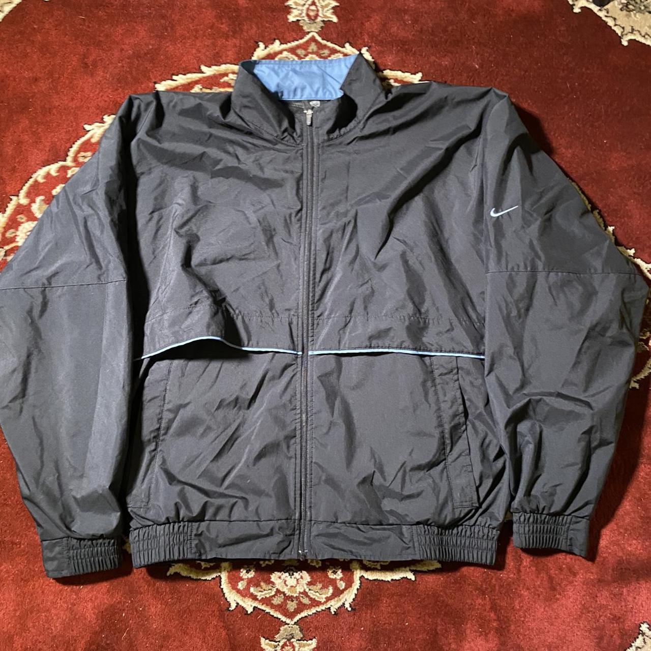 Nike wrap sales around jacket