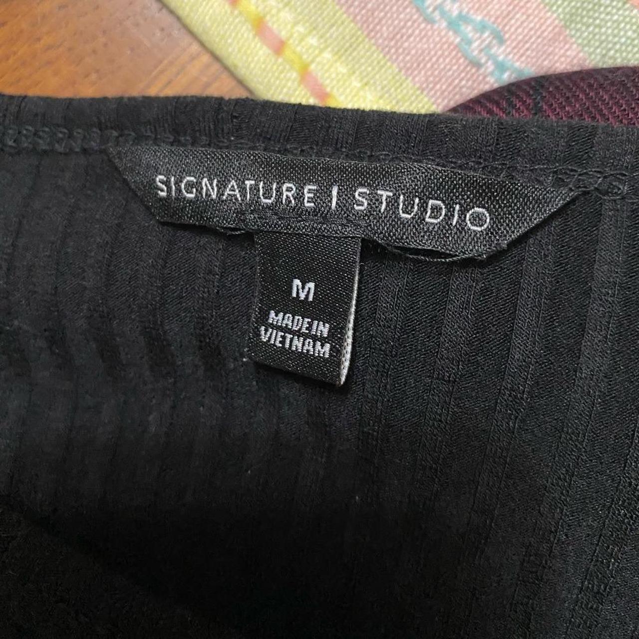 Signature 8 Women's Shirt - Black/Red - M – Signa… - image 4