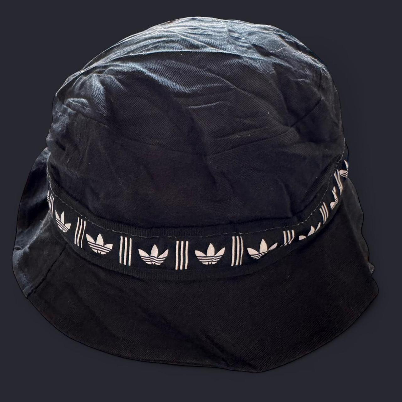 item listed by sassamau