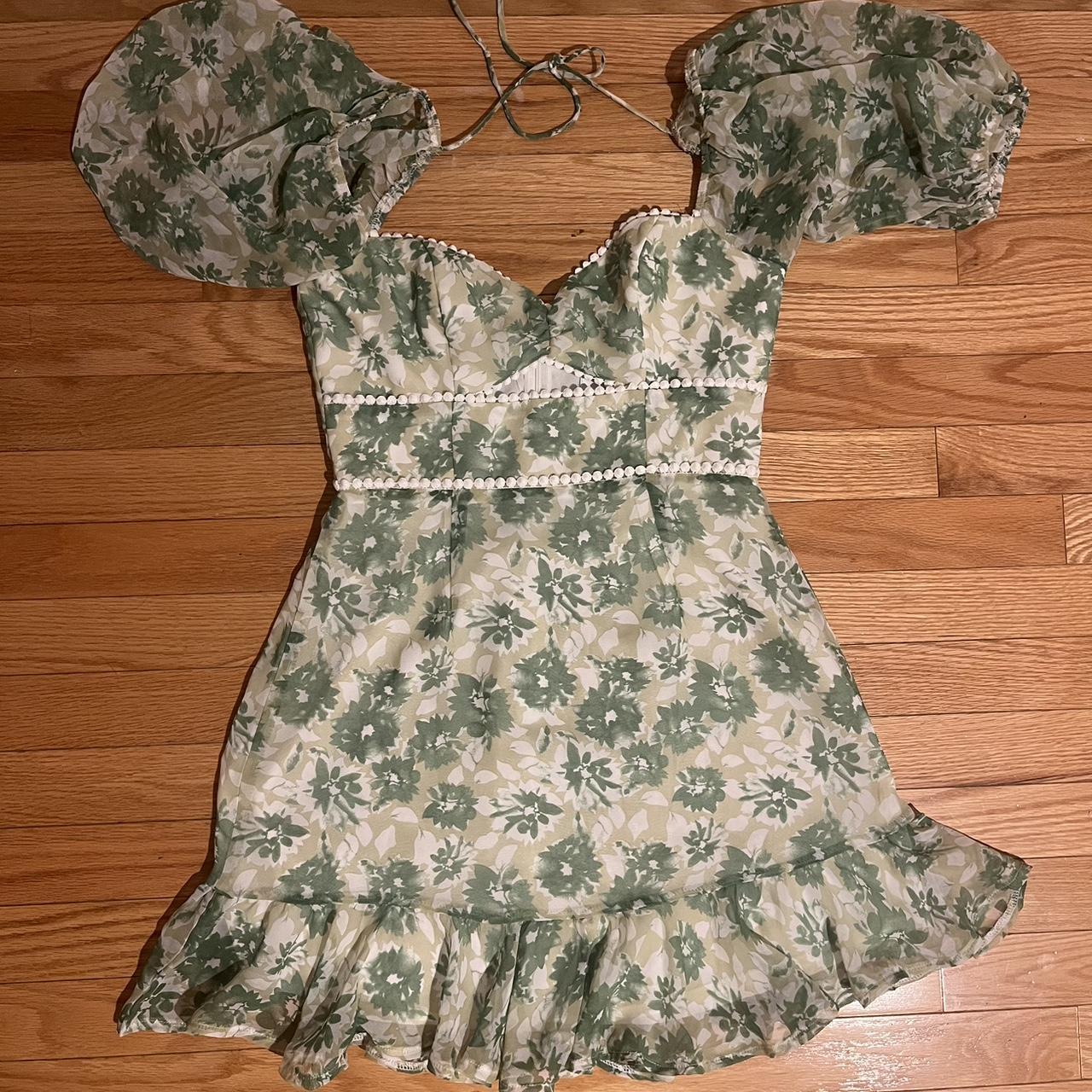 Hello Molly summer dress 🌱🌸 Super cute can be... Depop