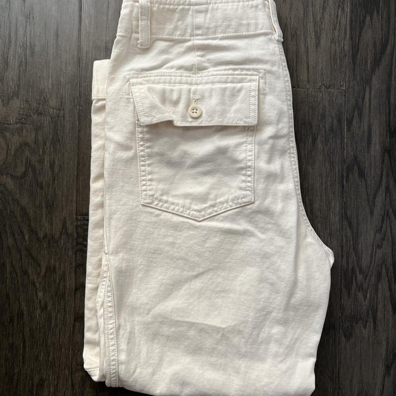 Gap high rise straight crop nude pants looks great... - Depop