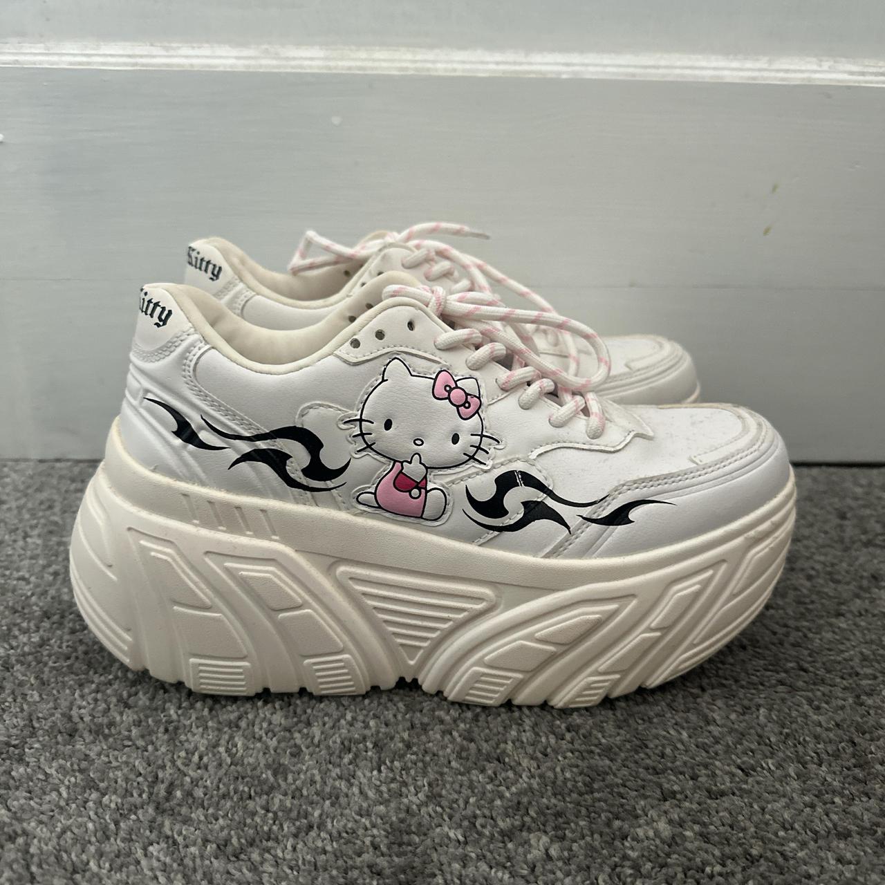 bershka hello kitty platforms