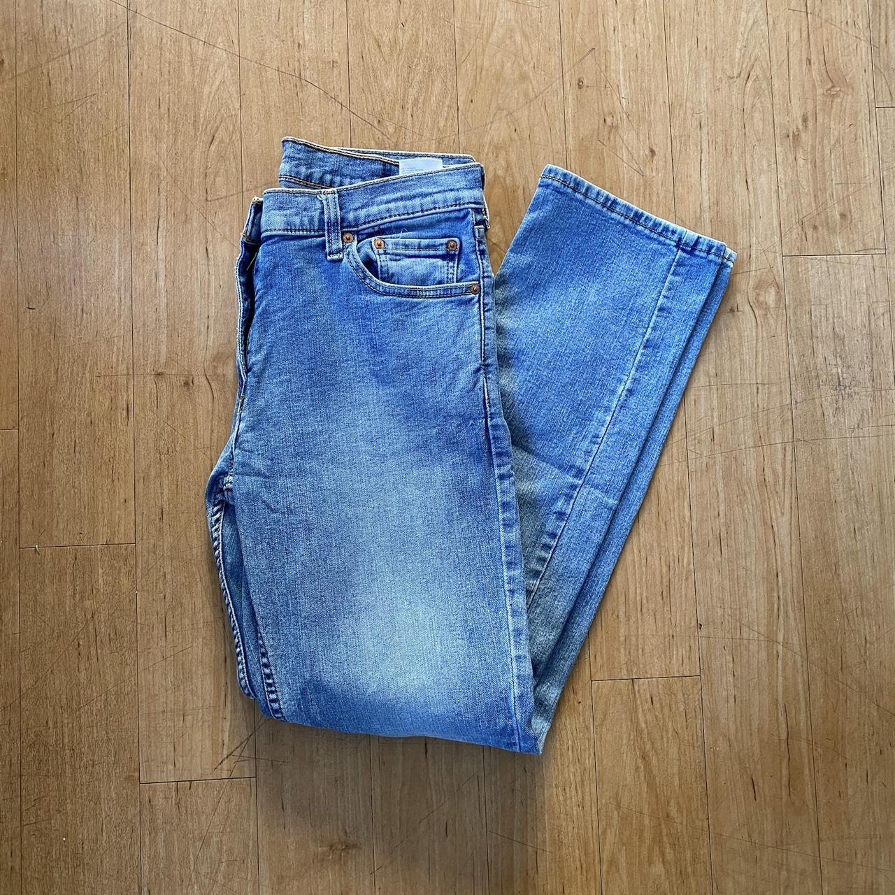 Blue Levi’s 511 jeans Size 31x32 - Depop