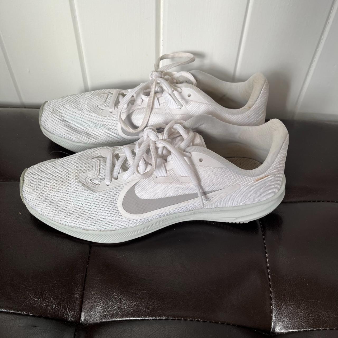 womens white nike runners