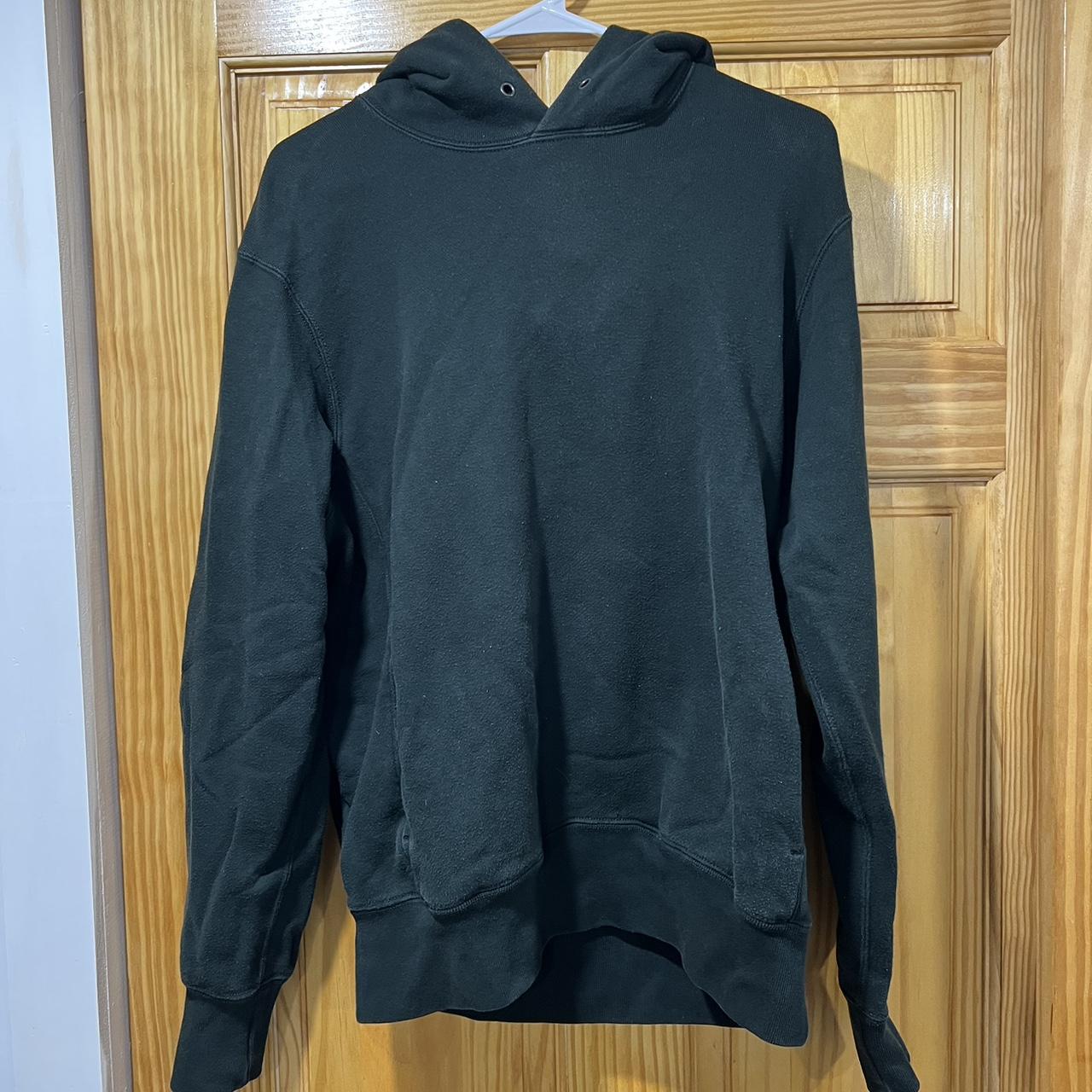 UNIQLO Men's Green Hoodie | Depop