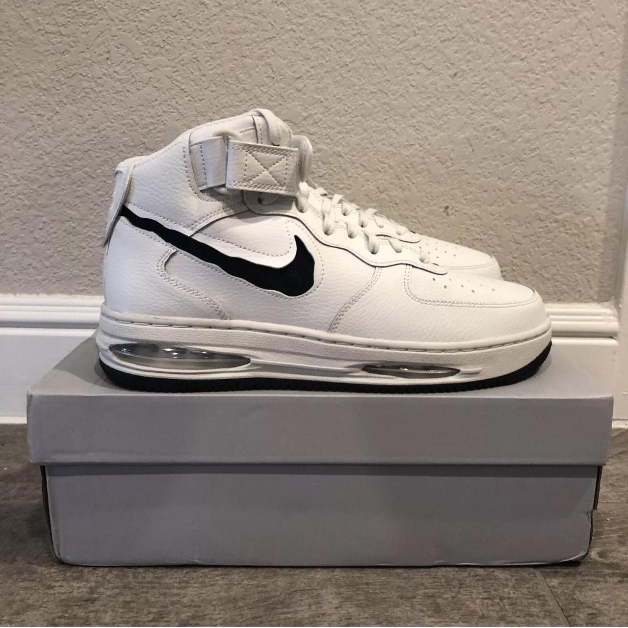 Nike Men's Sneakers - White - US 11 – New Nike Air Force 1 Mid Remastered …