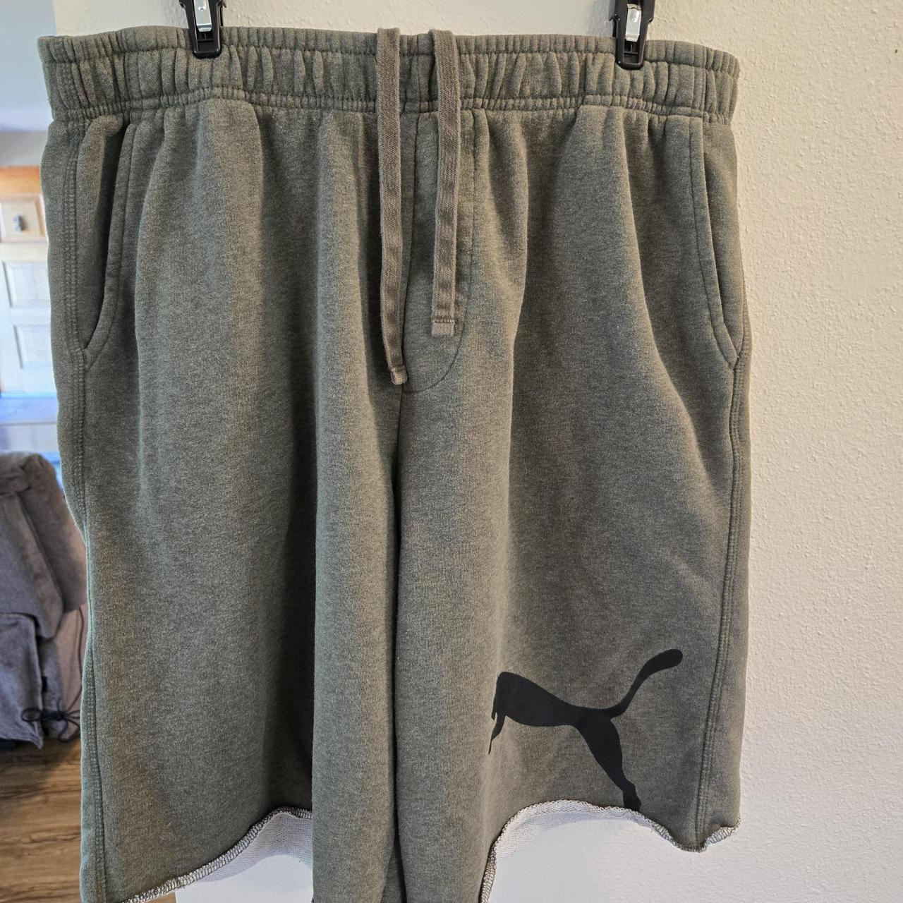 item listed by skunkgerms