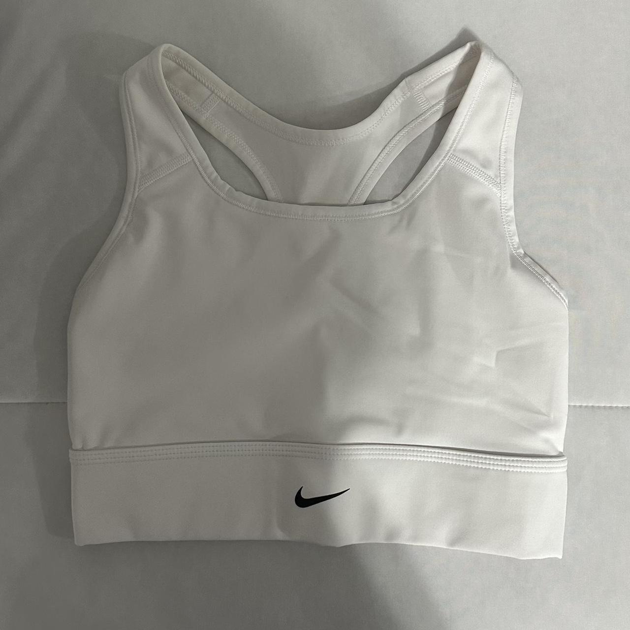 womens white nike sports bra