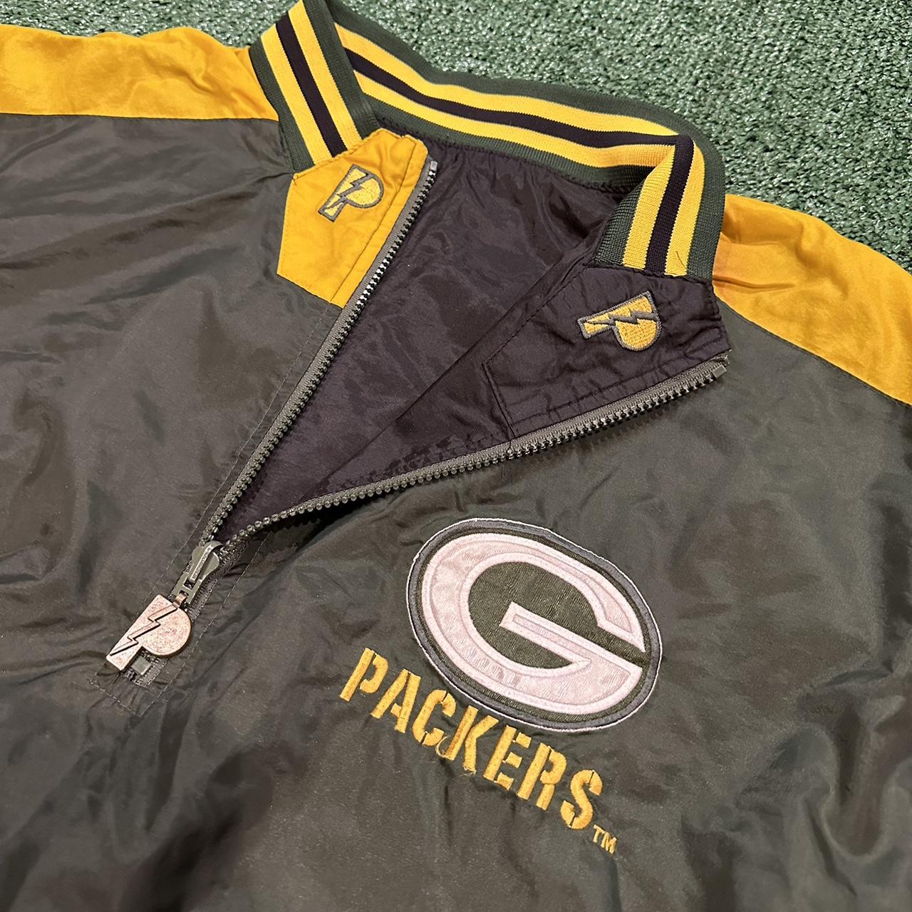 Vintage Pro Player Packers pullover jacket. This... - Depop