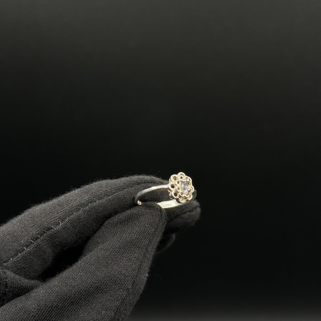 Women's Ring - Silver – Flower Ring with small st… - image 3