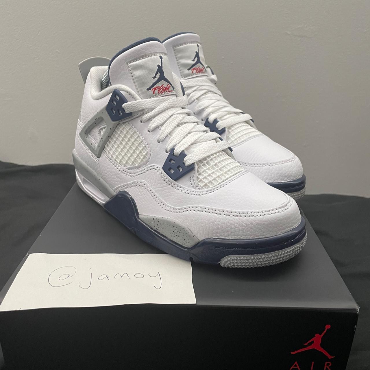 womens navy blue jordans