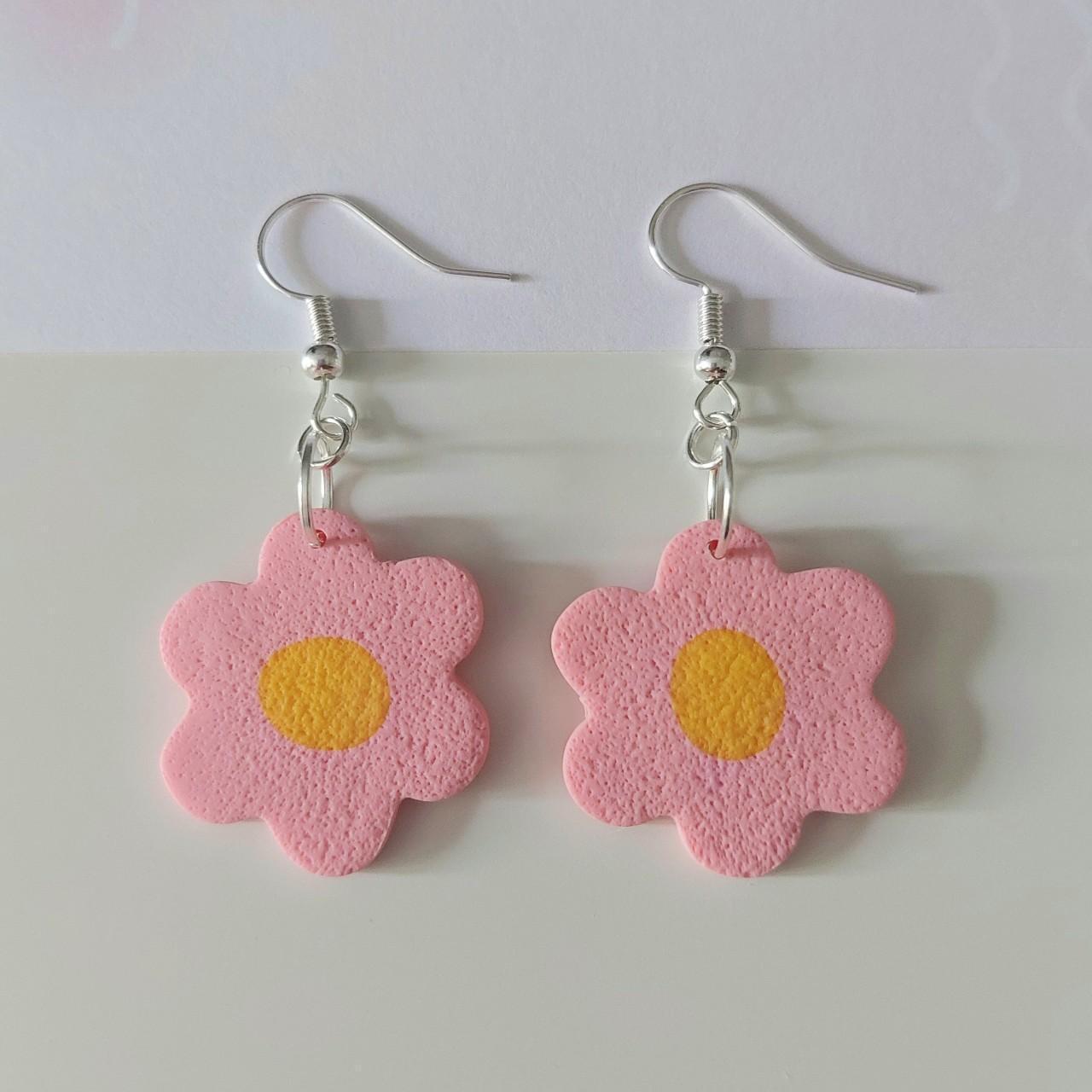 Pink and yellow daisy flower earrings, handmade with... - Depop