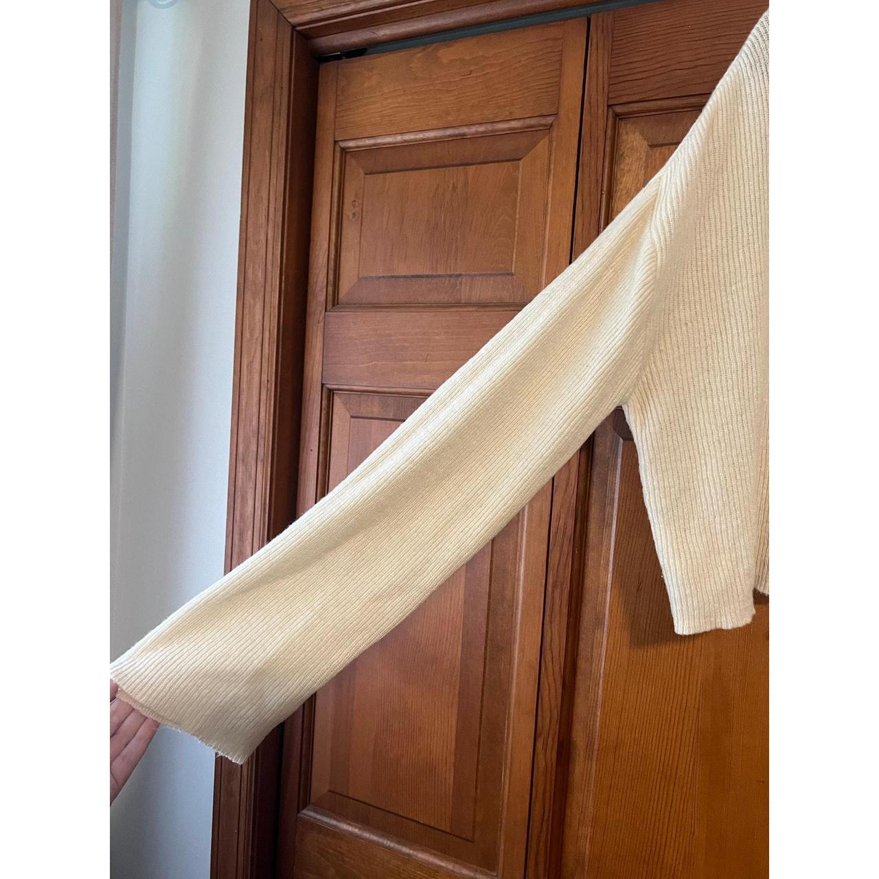 Source Unknown Women's Sweater - Cream - M – J.O.… - image 4